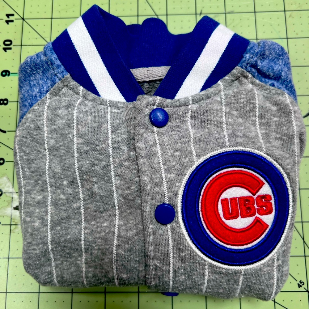 Cubs blue, gray and red toddler 3 jacket